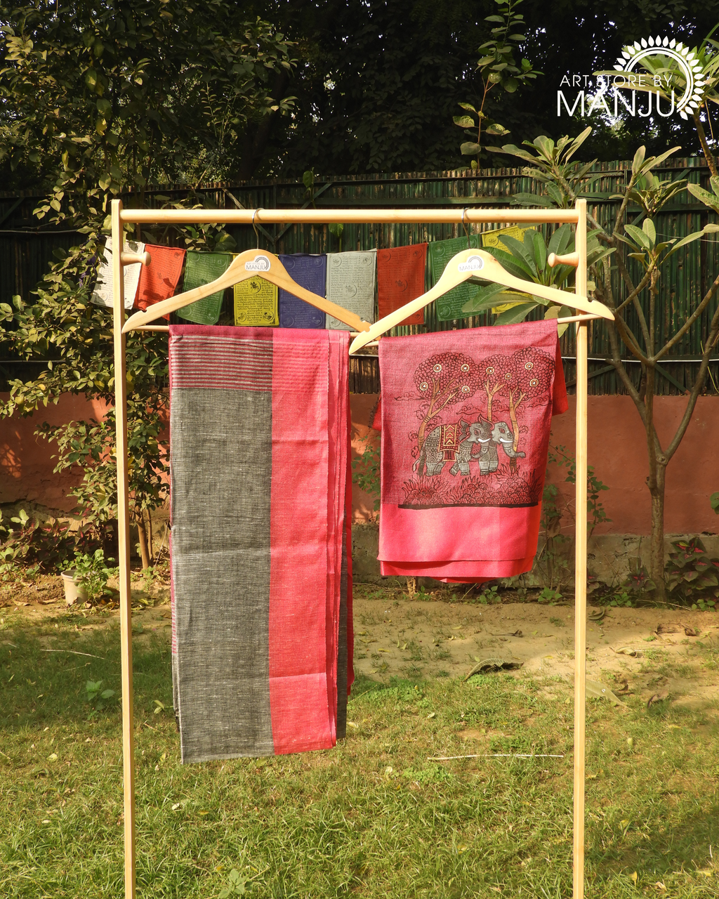 Black and Magenta Saree with Phad Blouse (Unstitched)